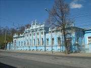 800px-Gribushin House (Perm, 2008).jpg