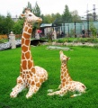 Анималистическая скульптура Жирафы, зоопарк Нижнего Новгорода.JPG