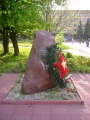 Памятник преподавателям и студентам ННГУ2.jpg